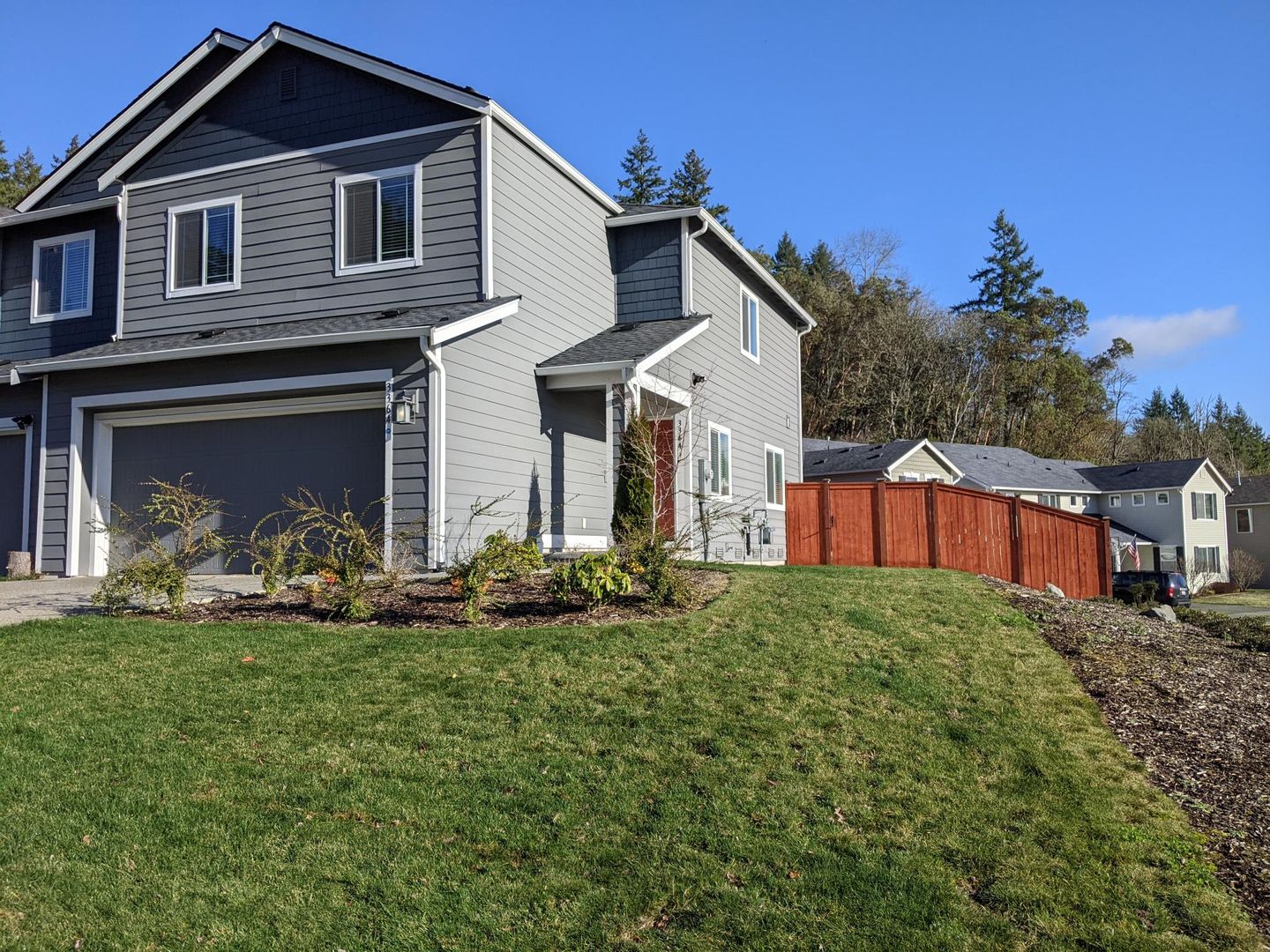 DuPont House: 3364 Hoffman Hill Blvd