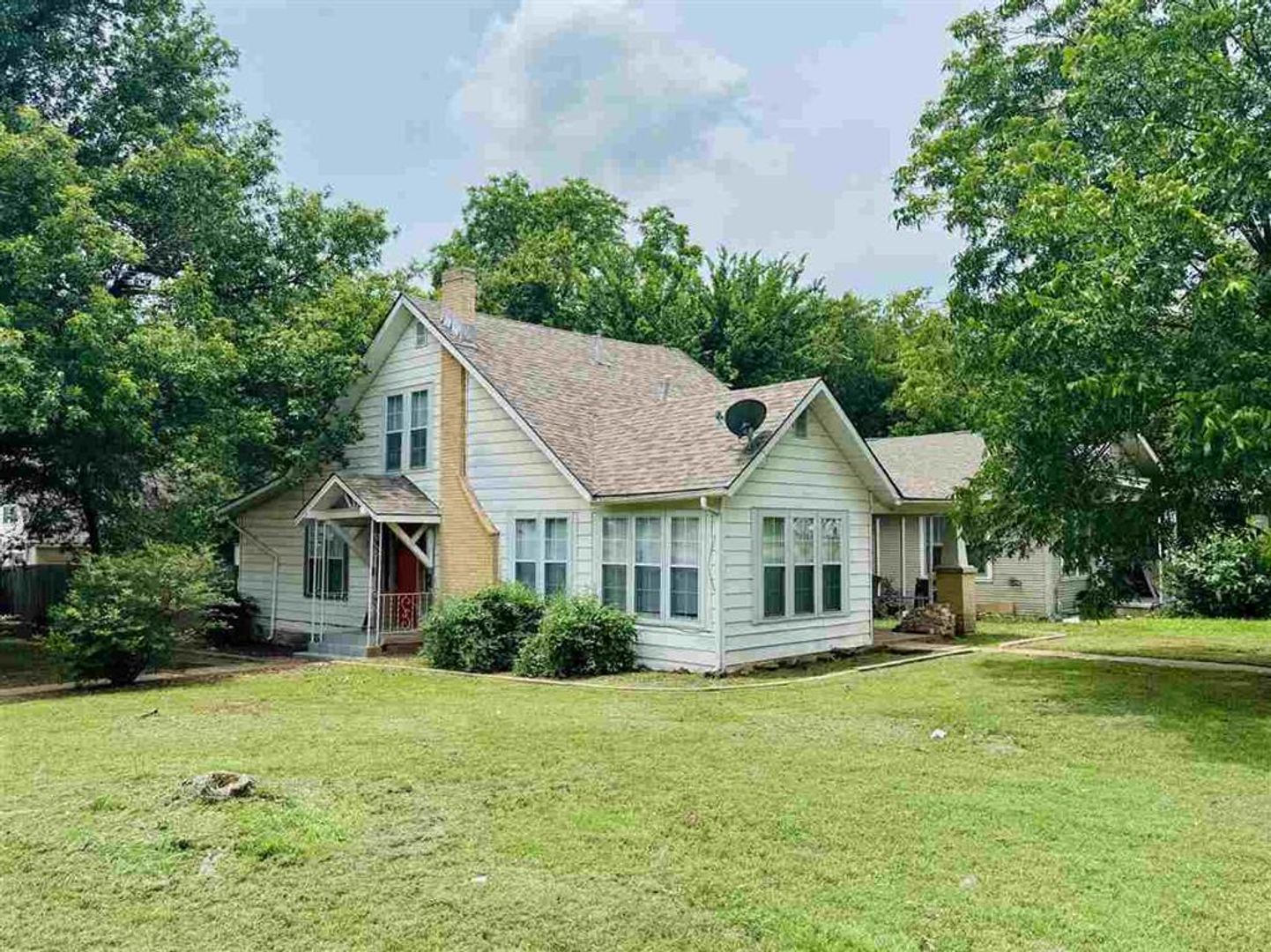 Lawton House: 502 NW Euclid