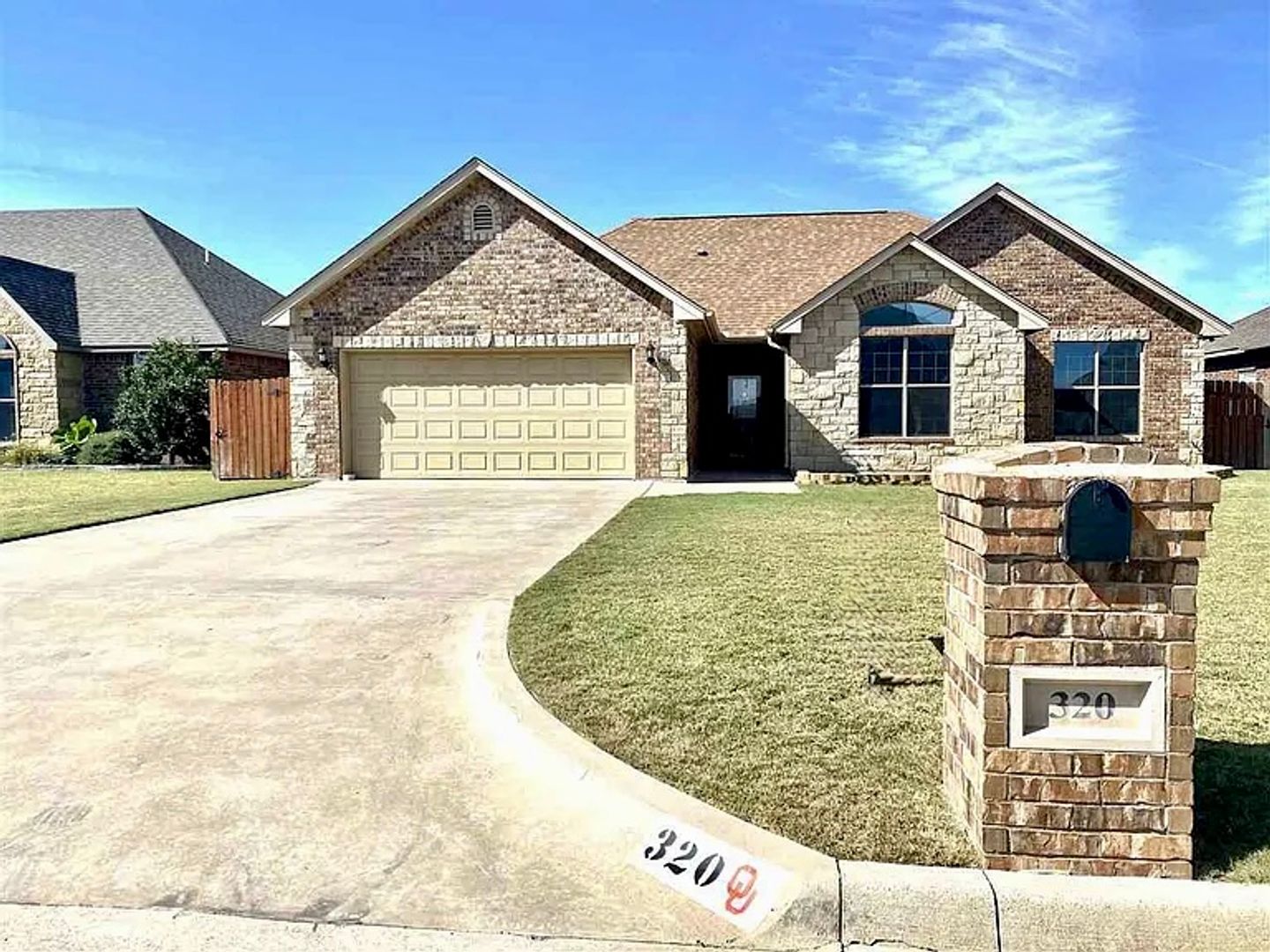 Cache House: 320 Mountain Meadow Dr