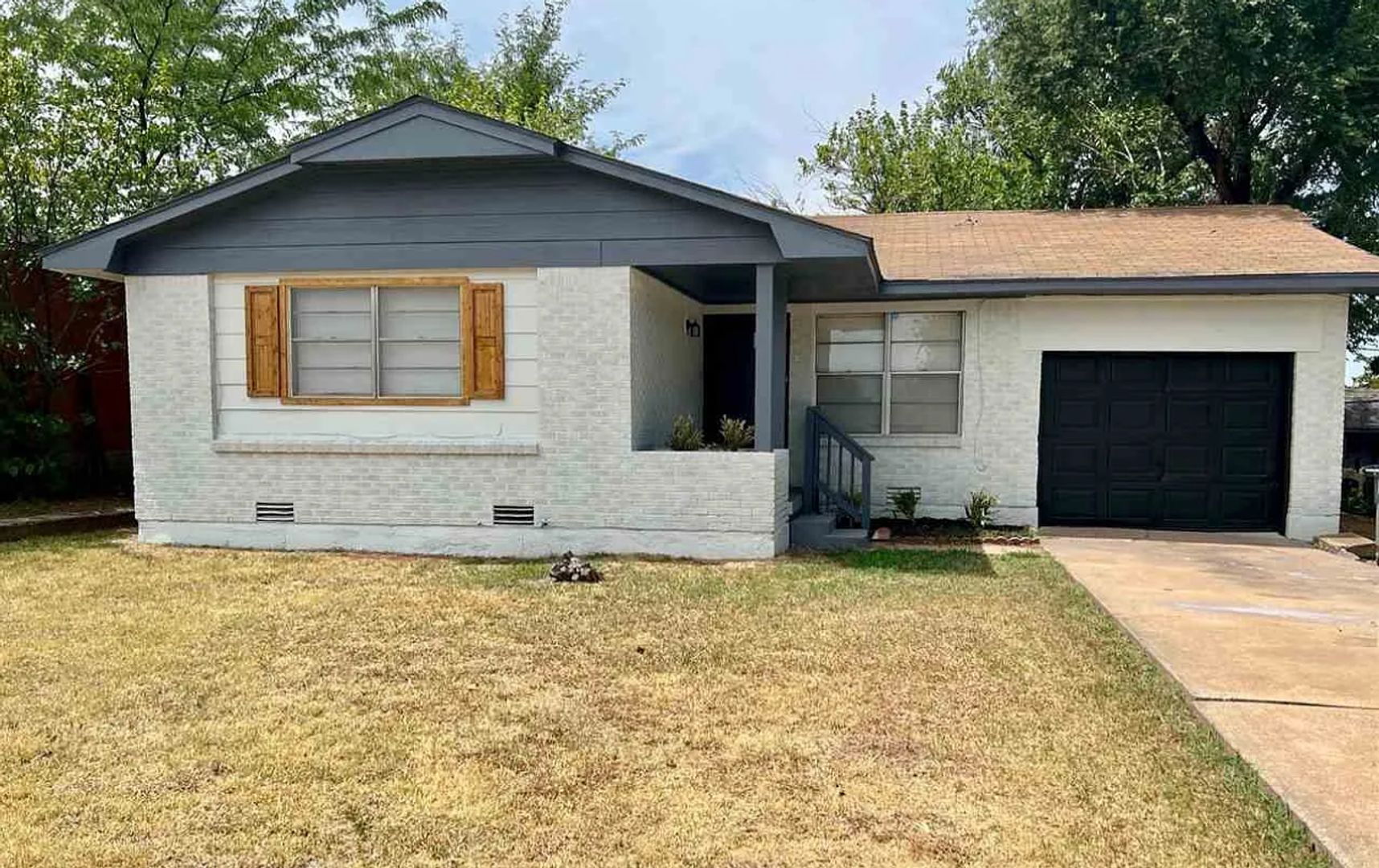 Lawton House: 2328 NW 46th