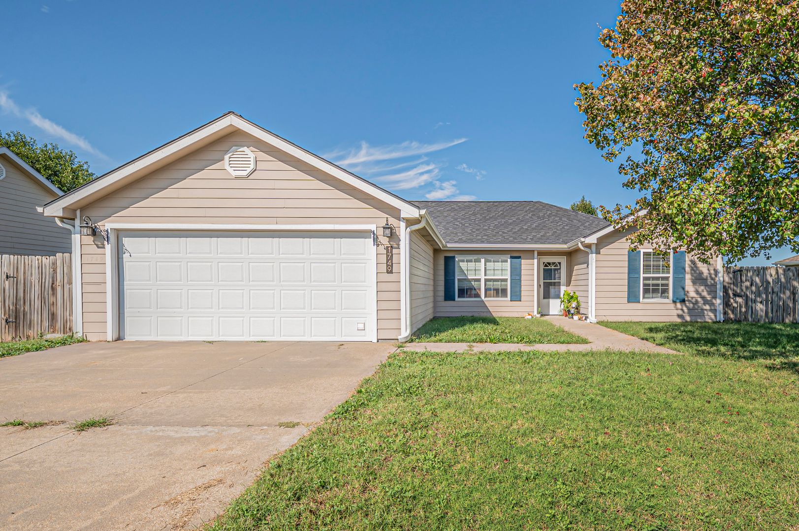 Junction City House: 1749 W 14th Pl