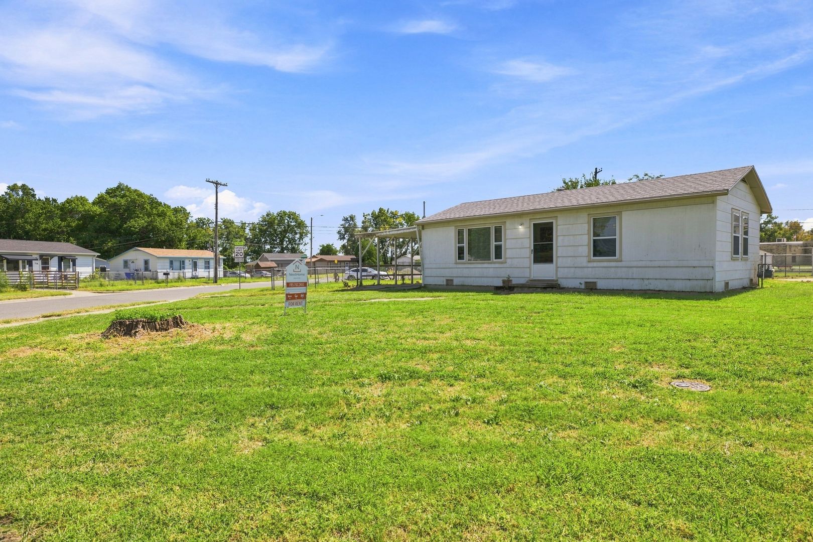 Junction City House: 1103 W 17th St.