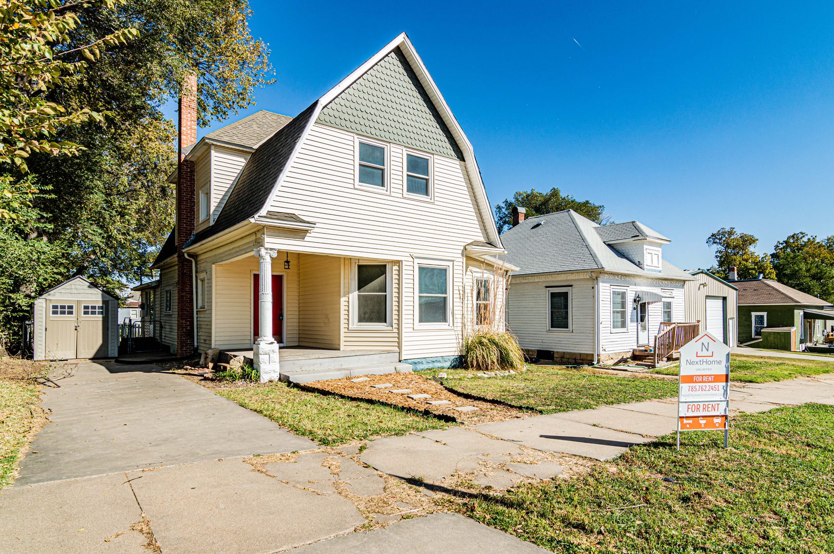 Junction City House: 208 E. 7th St