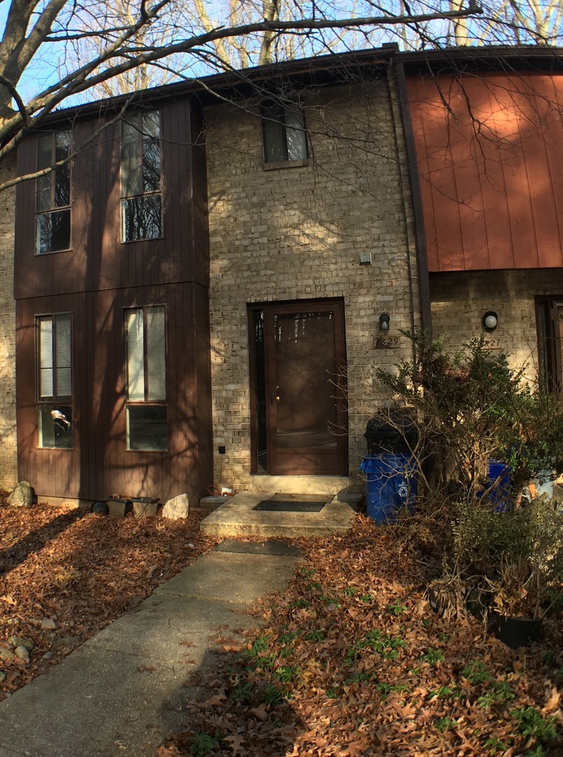 Rockville House: 7829 Briardale Terrace