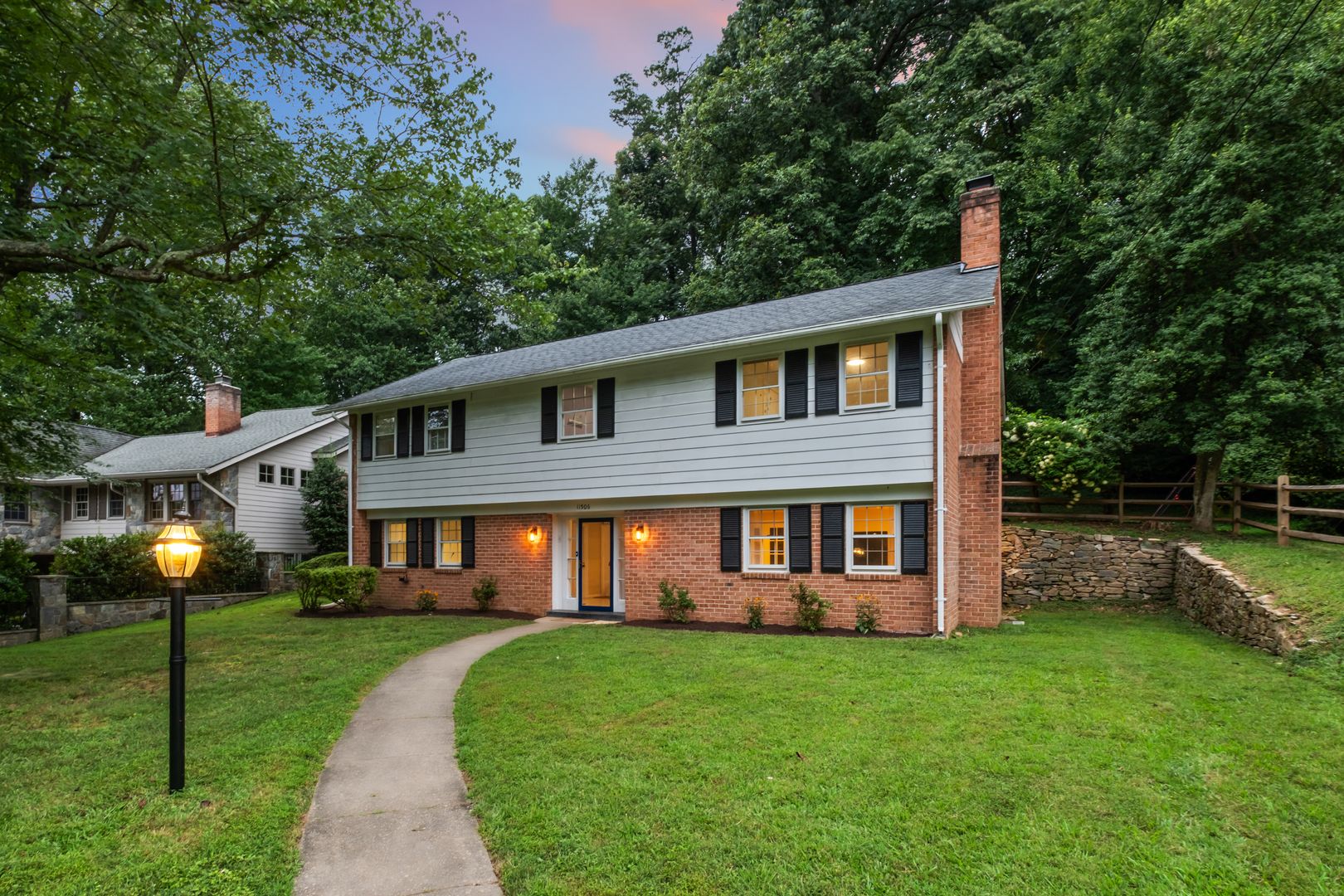 North Bethesda House: 11506 Stonewood Lane