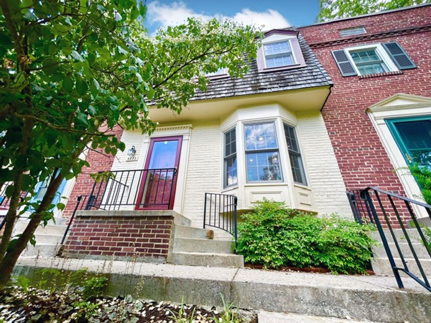 Chevy Chase House: 4823 Willett Pkwy
