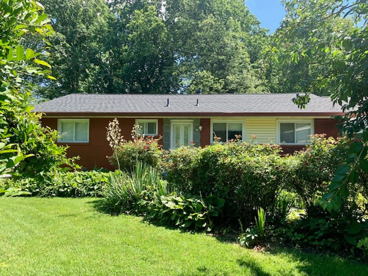 Rockville House: 4808 Randolph Rd