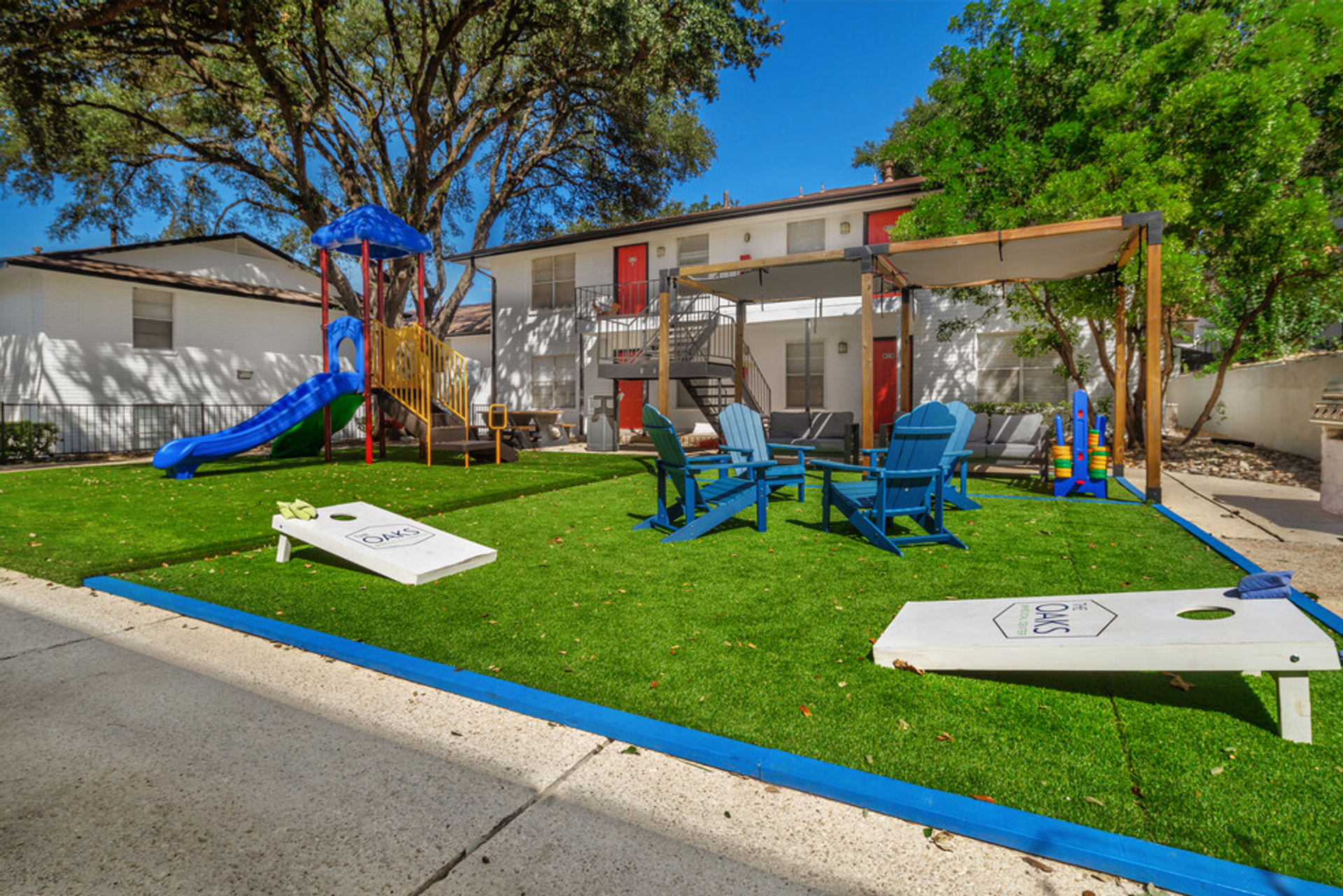 The Oaks Apartments @ Medical Center 3 of 12