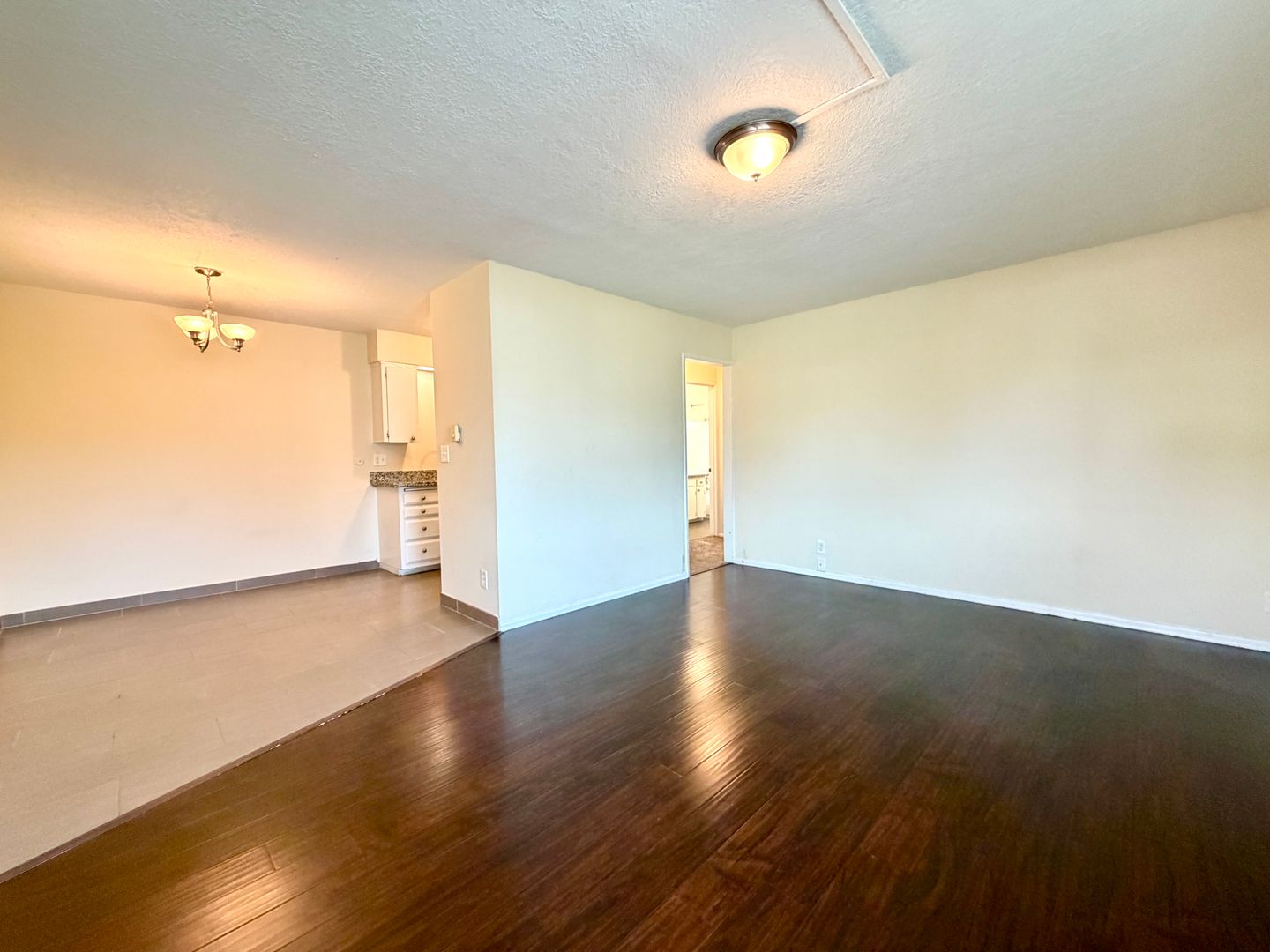 Portland Apartment: 22 SE 80th Avenue #10