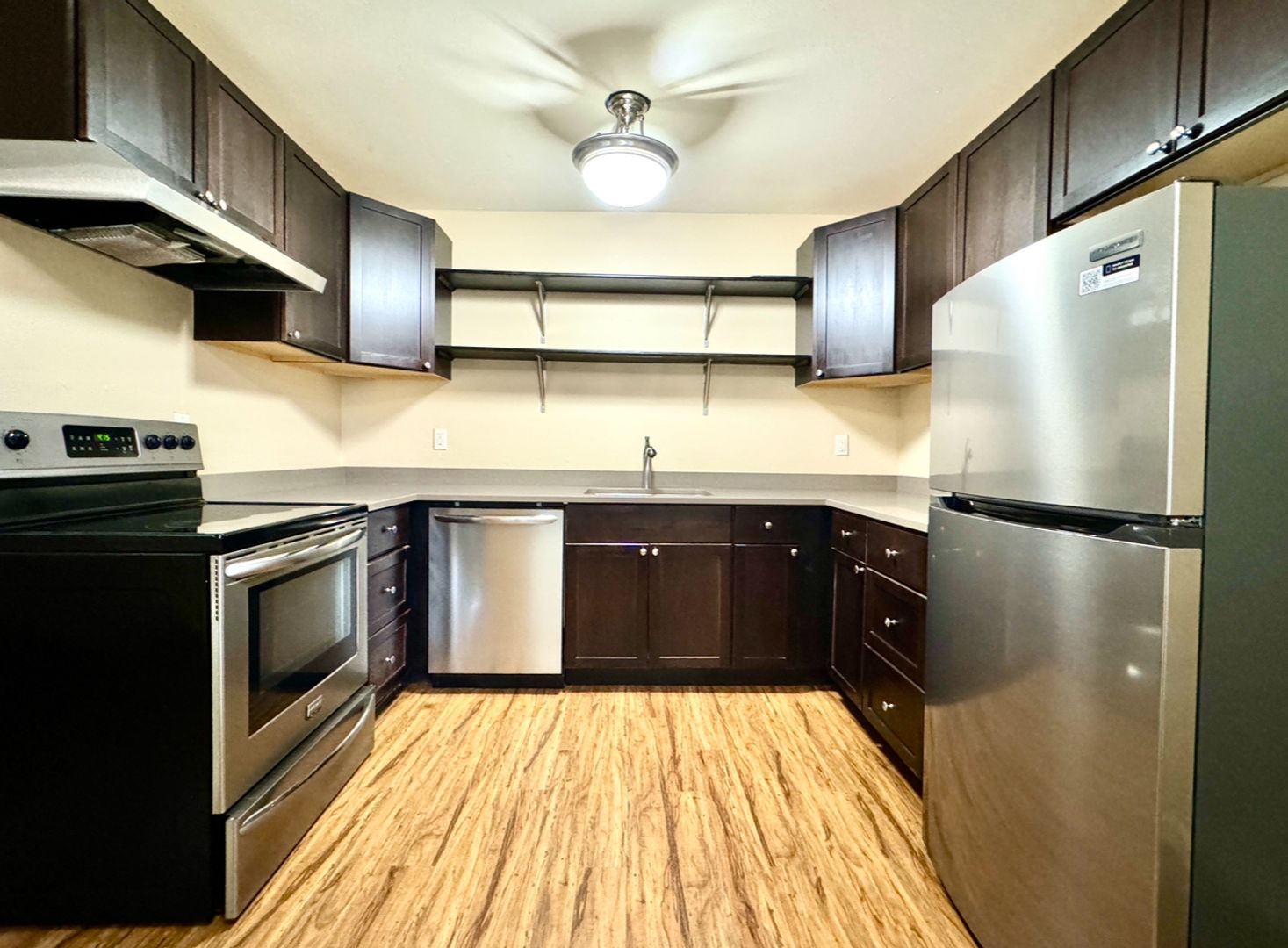 Portland Apartment: 1626-1646 SE Ash St.