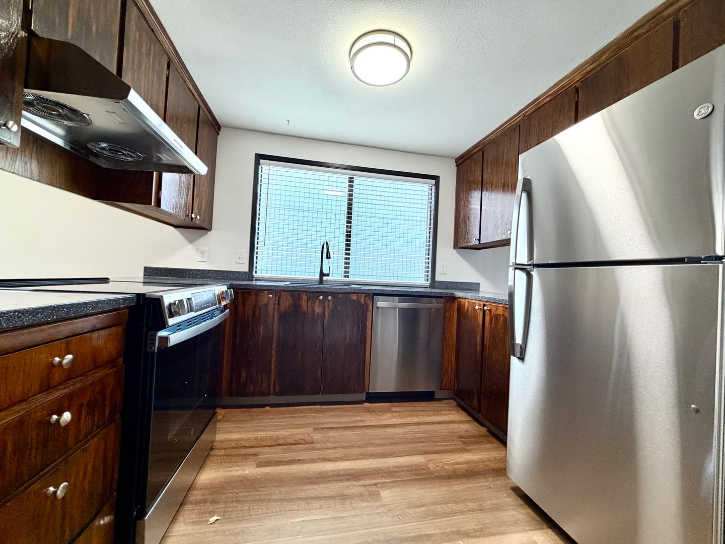 Portland Apartment: 4461 - 4463 SW Garden Home Rd.