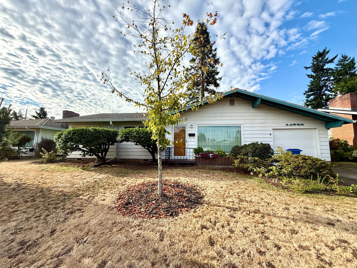 Portland House: 11934 NE Knott St.