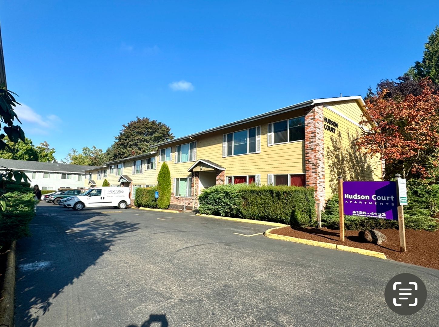 Portland Apartment: 4125-4153 SE Cesar E Chavez Blvd.
