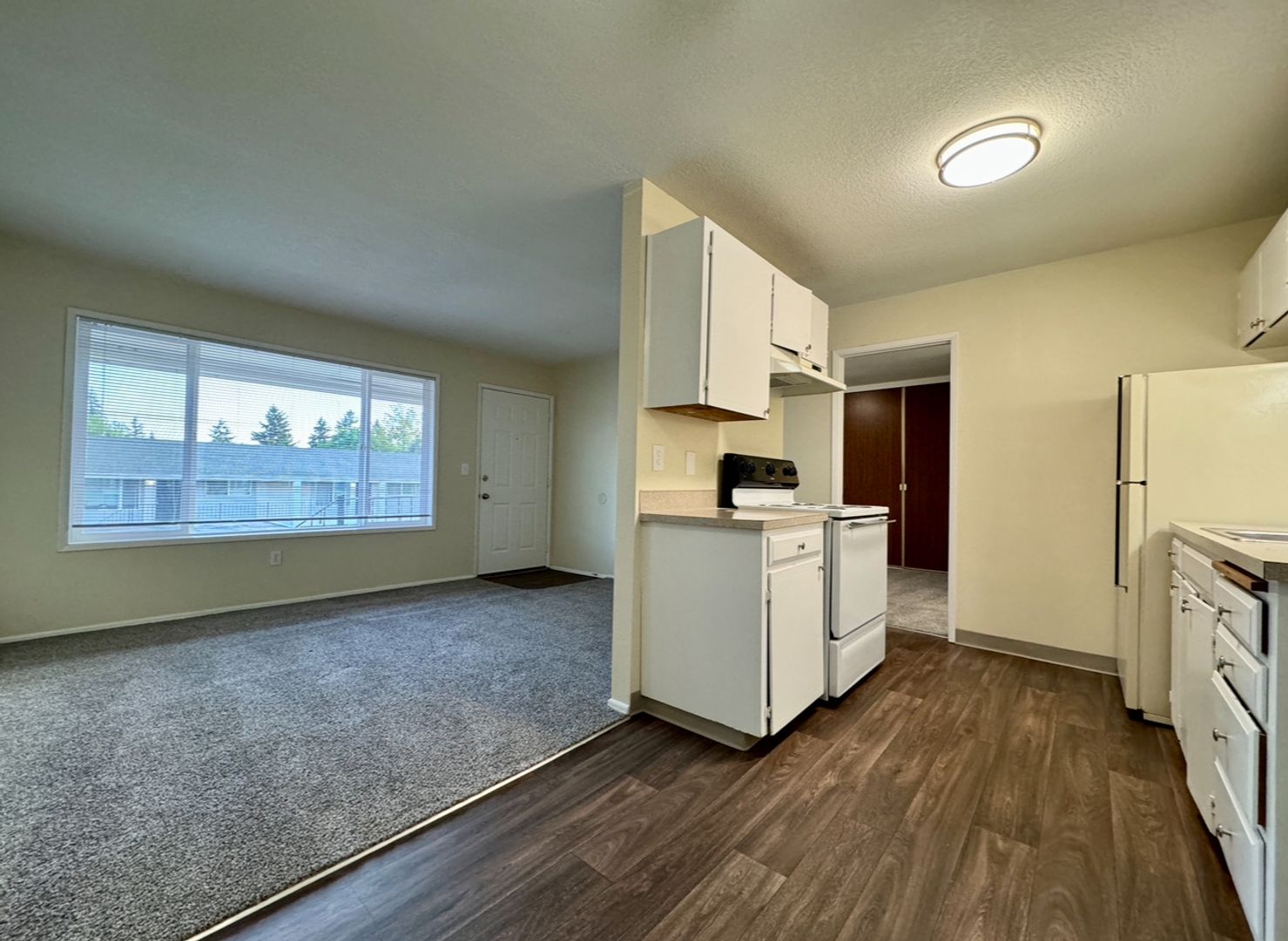 Portland Apartment: 4529 NE Killingsworth St 1-25