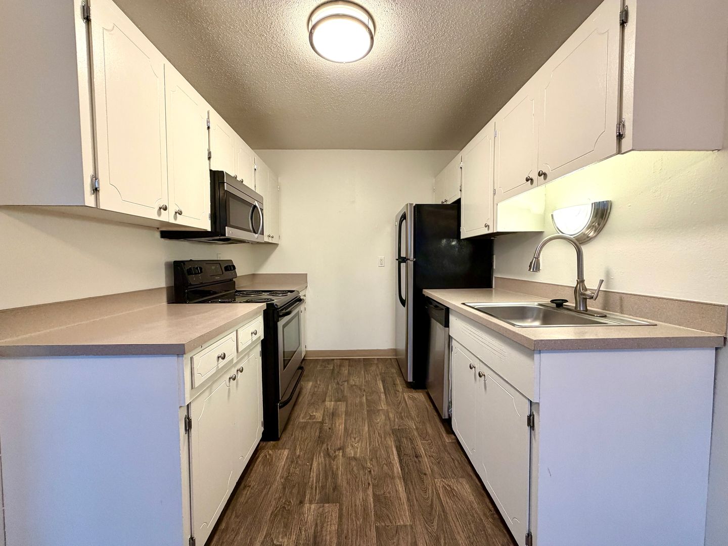 Portland Apartment: 4125-4153 SE Cesar E Chavez Blvd.