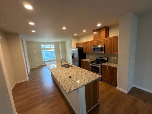 ~ Charming Wilsonville Home in a Convenient Location — Close to shopping, dining & parks – Peaceful residential neighborhood ~