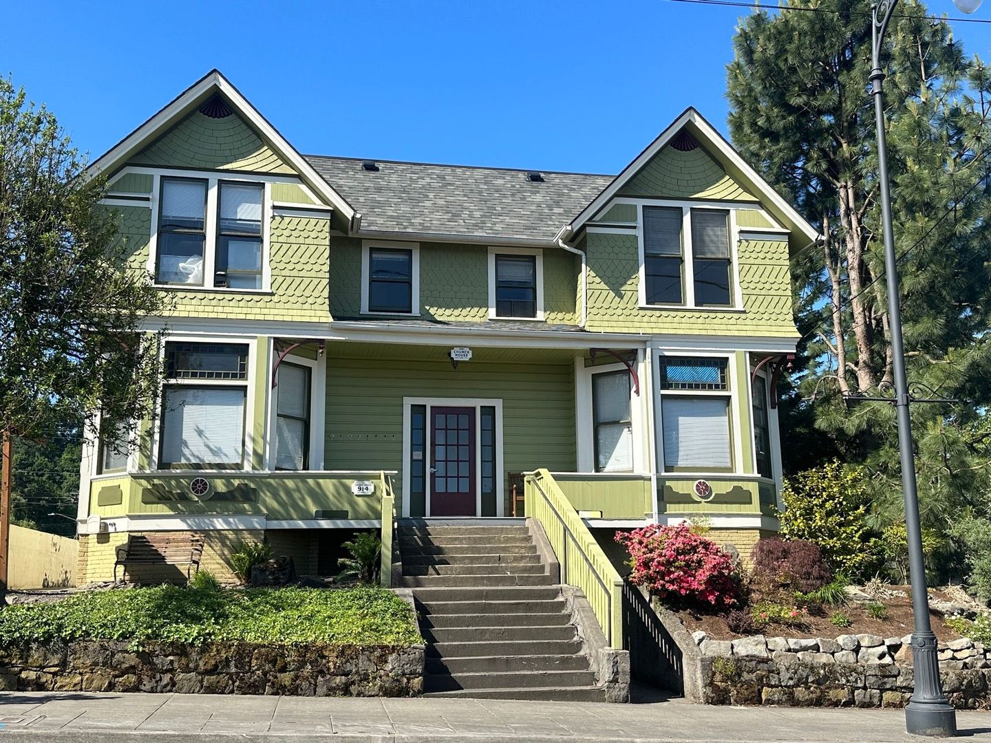 Oregon City Apartment: 914 7th St. #9
