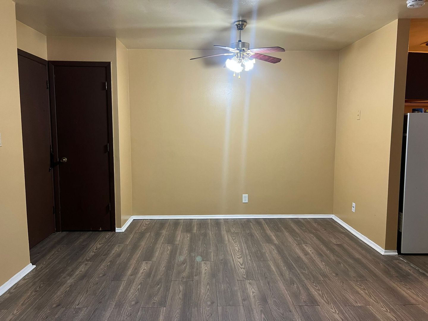 Cleveland Apartment: 16818 Grovewood Avenue