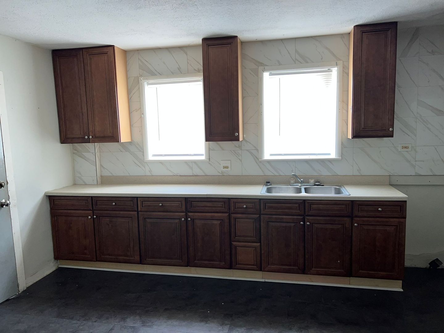 Akron Apartment: 167 Chittenden Street