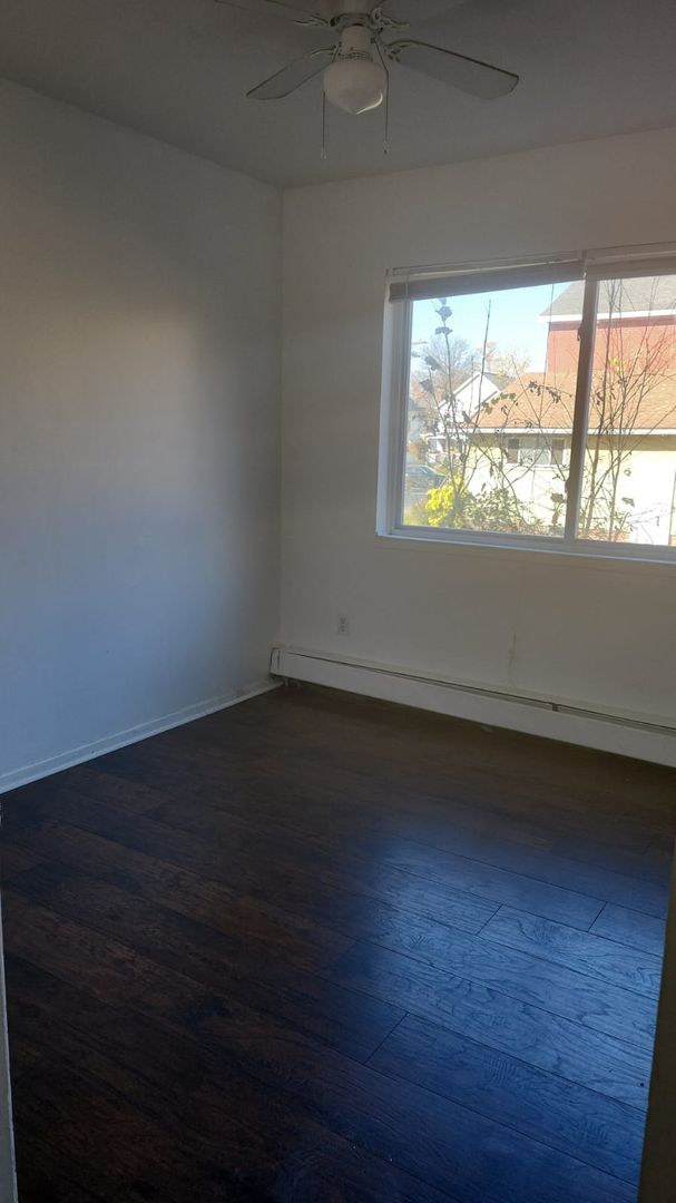 Cleveland Apartment: 3265 East 143rd Street