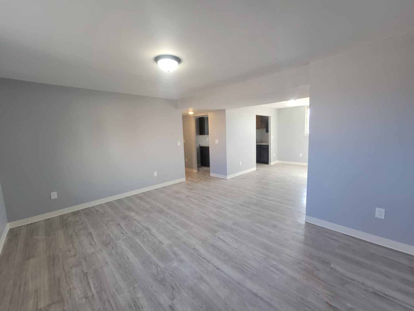 Dayton Apartment: 1804 - 1816 North James H McGee Blvd