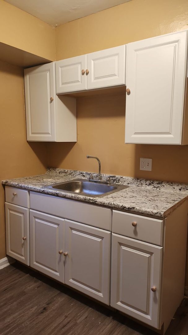 East Cleveland Apartment: 13965 Superior Road