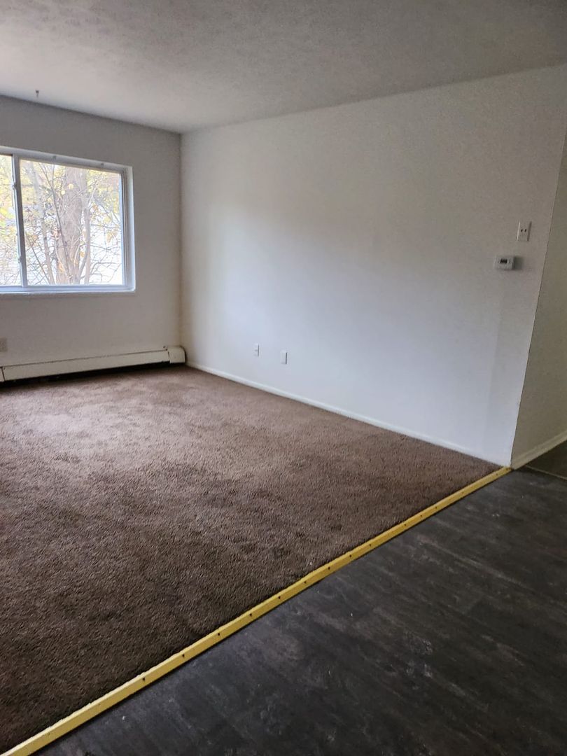 Cleveland Apartment: 3265 East 143rd Street