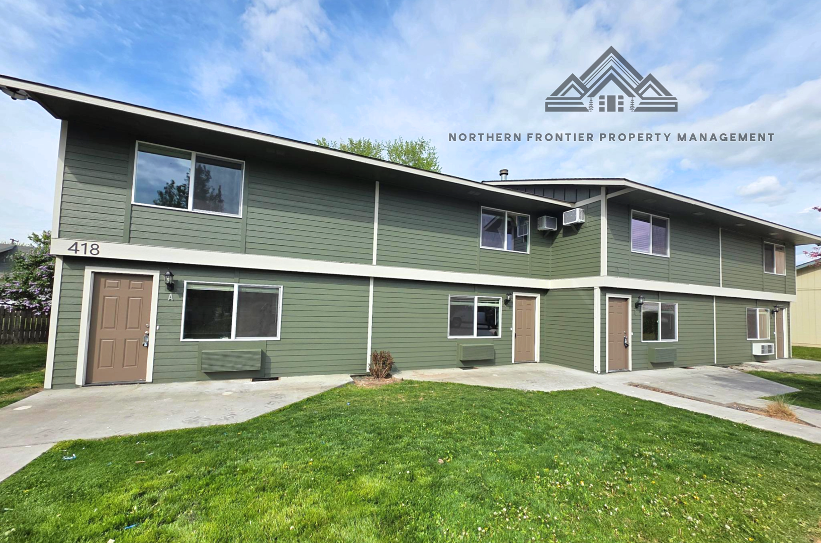 College Place Apartment: 418 SW 4th Street