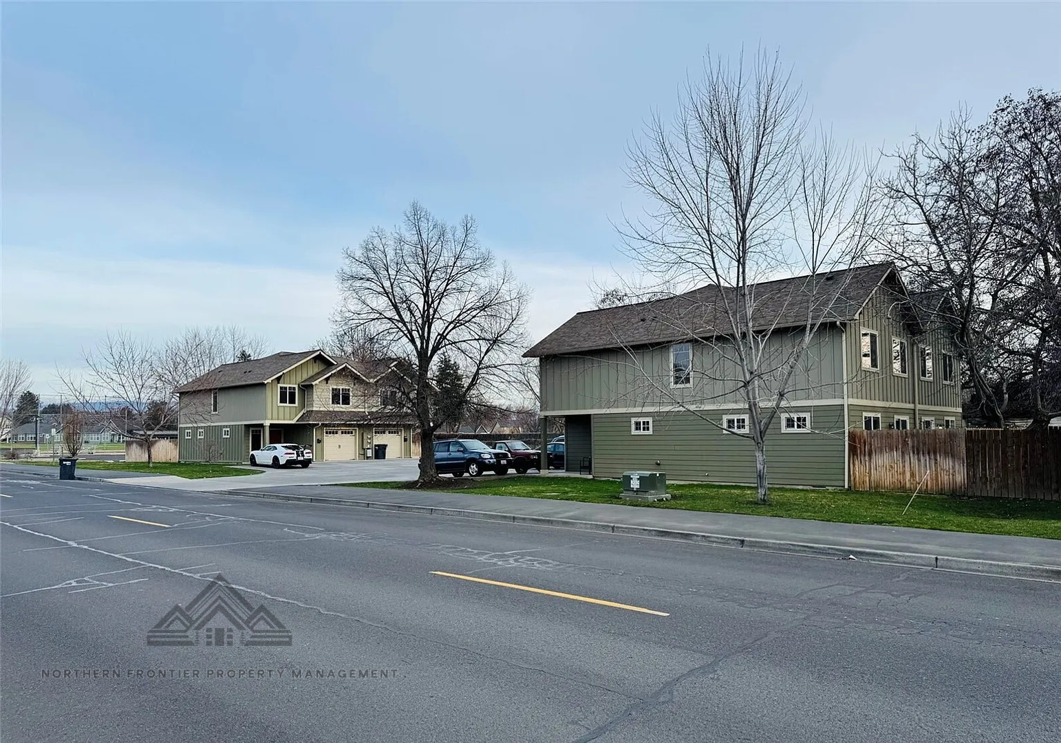 College Place Apartment: 226 E Whitman Drive