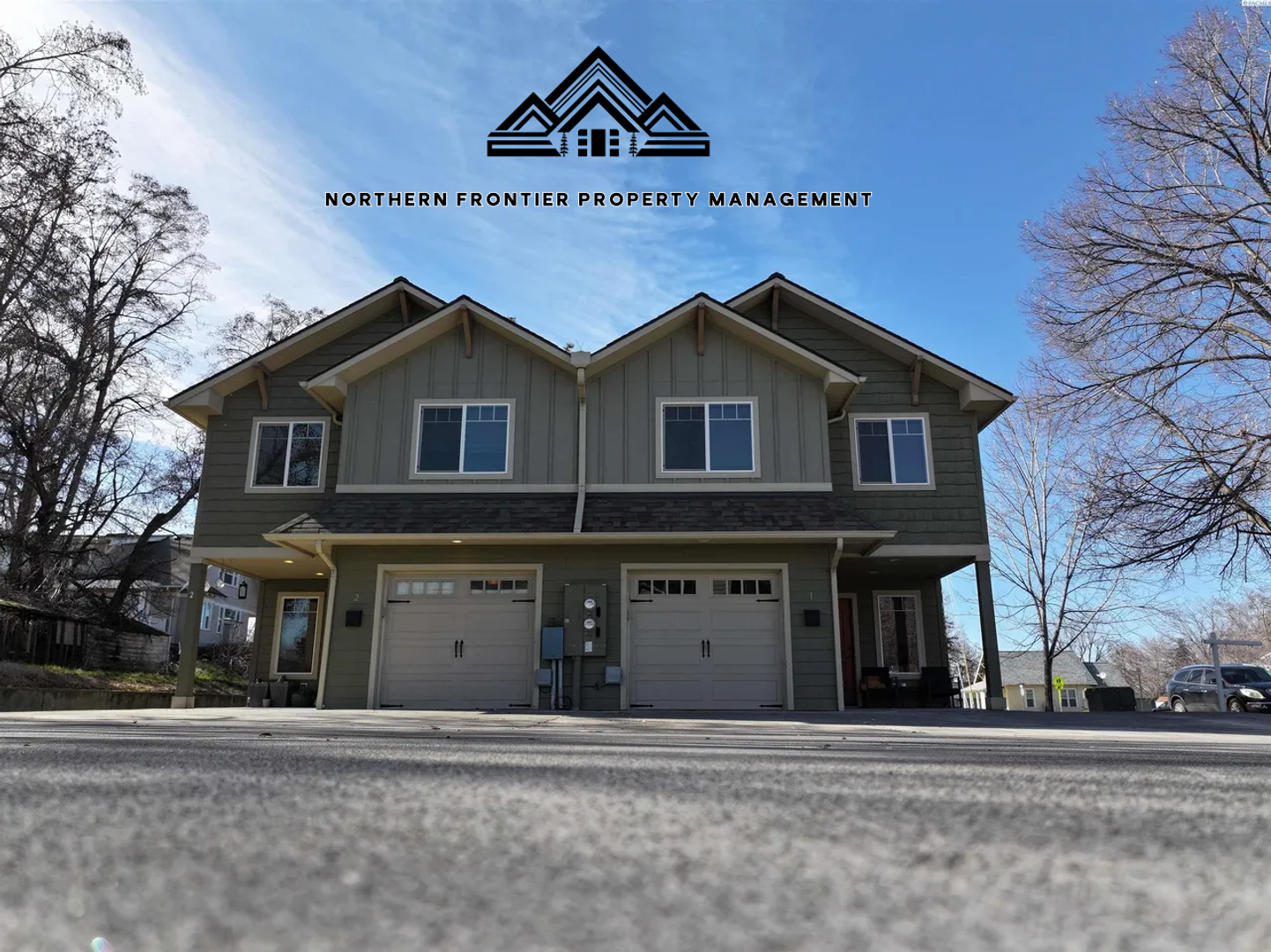 College Place Apartment: 218 E Whitman Drive