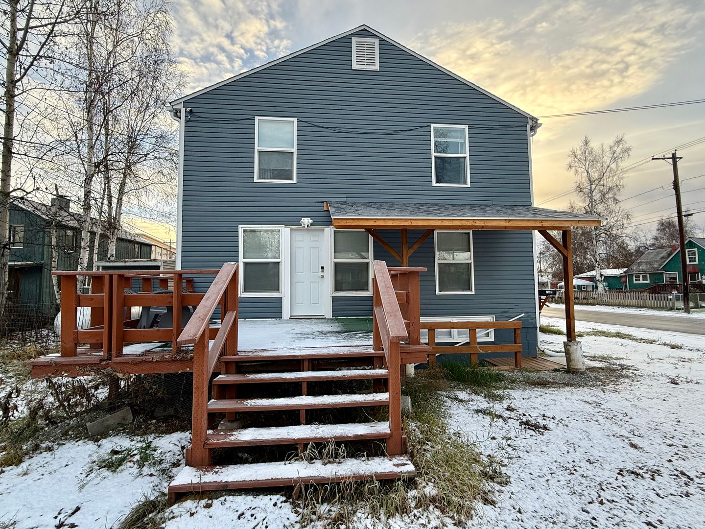 Fairbanks Apartment: 760 Eighth Ave