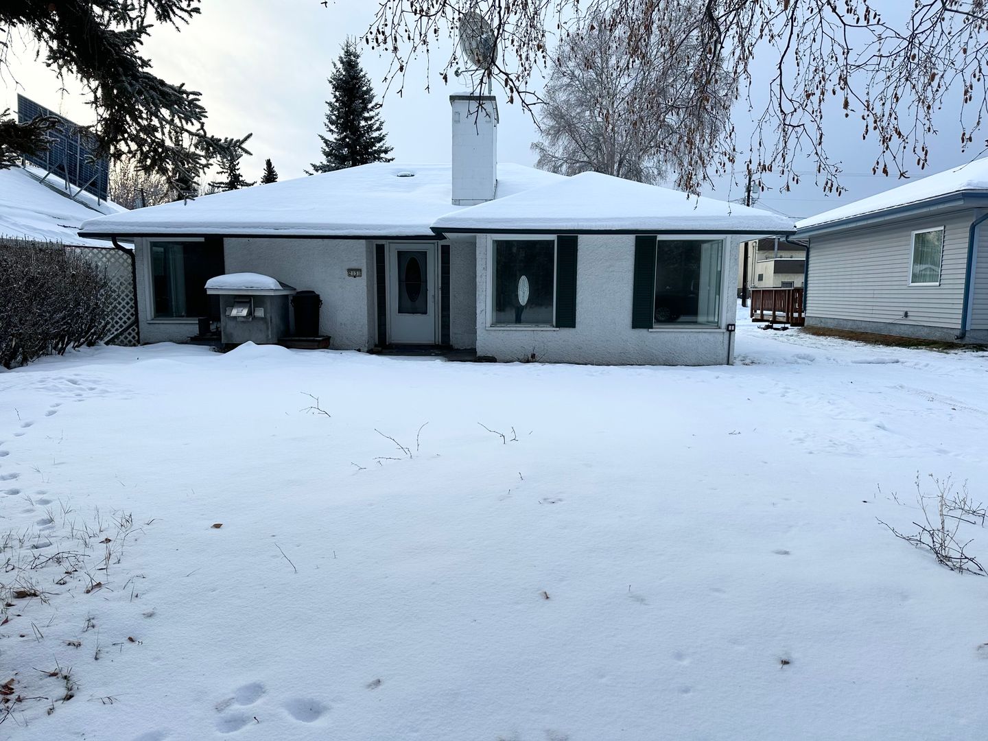 Fairbanks House: 2131 Hilton Avenue