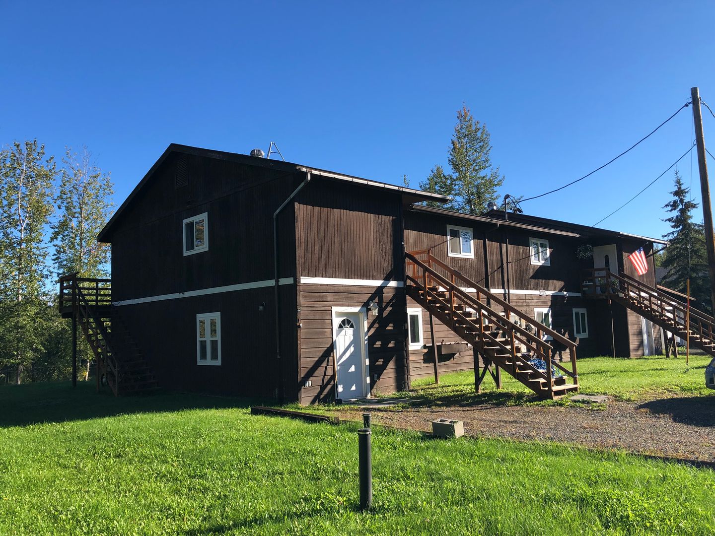 North Pole Apartment: 1122 Matthew Circle