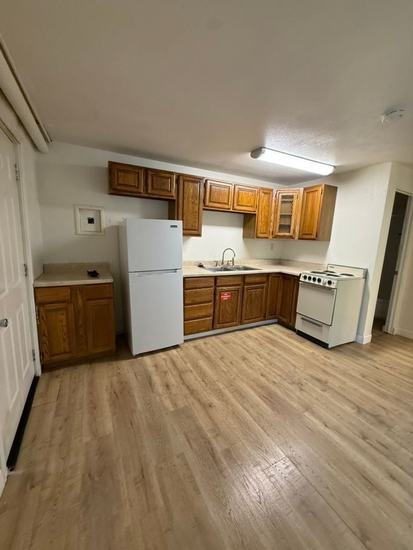 North Pole Apartment: 3579 Old Richardson Hwy