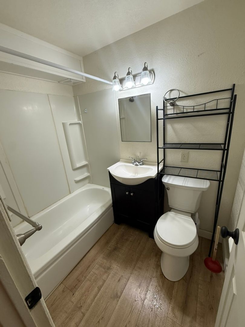 North Pole Apartment: 3579 Old Richardson Hwy