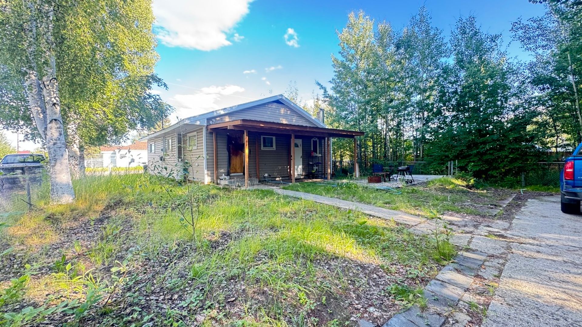 Fairbanks Apartment: 2104 Rickert Street