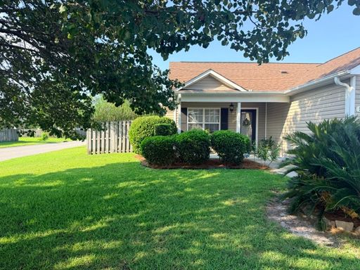 Coming Soon - Property Available 11/24/2026 - Hollyfield - 3 BEDROOM/2 Bathroom Home With Garage And Fenced Backyard! – photo 1