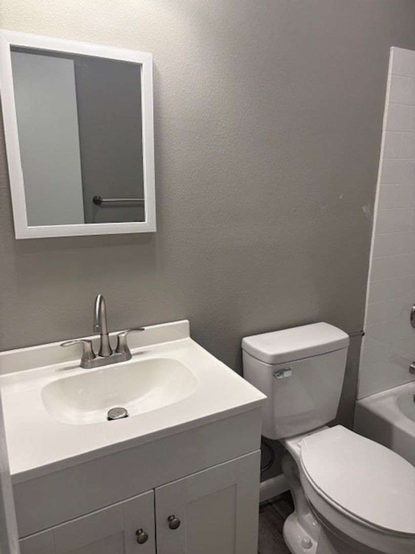 North Little Rock Apartment: 428 Sierra Madre Drive