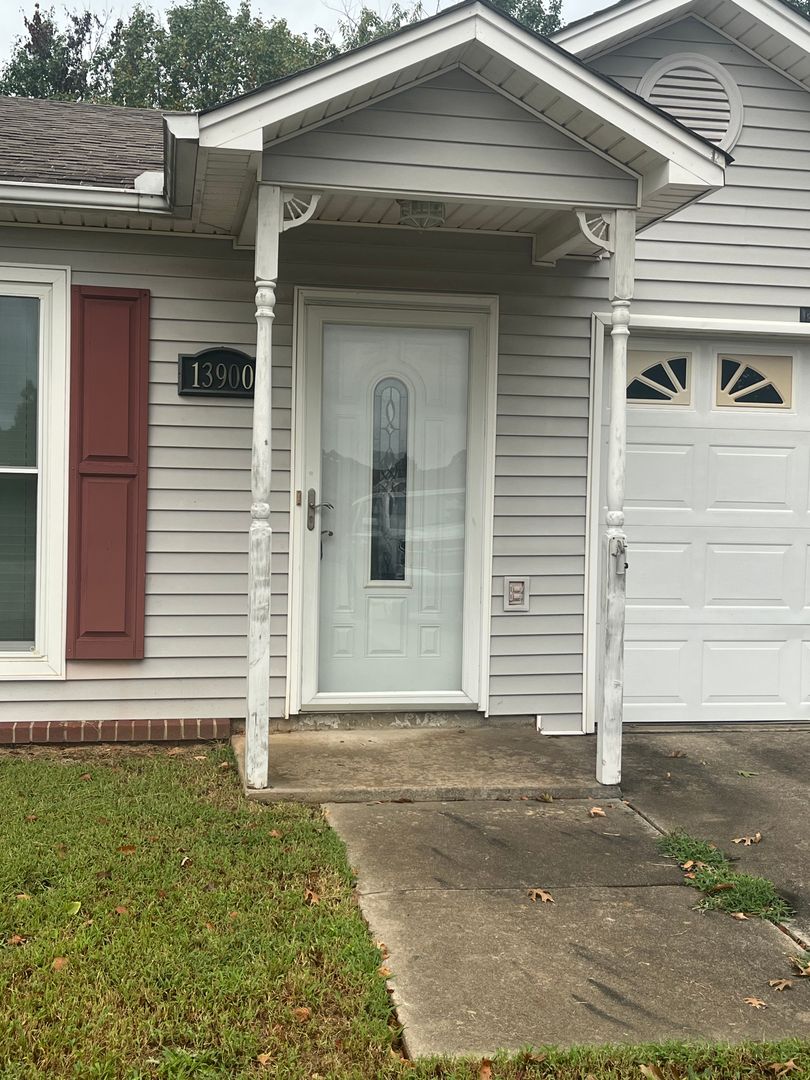 13900 Ridgecrest Drive 2 of 12