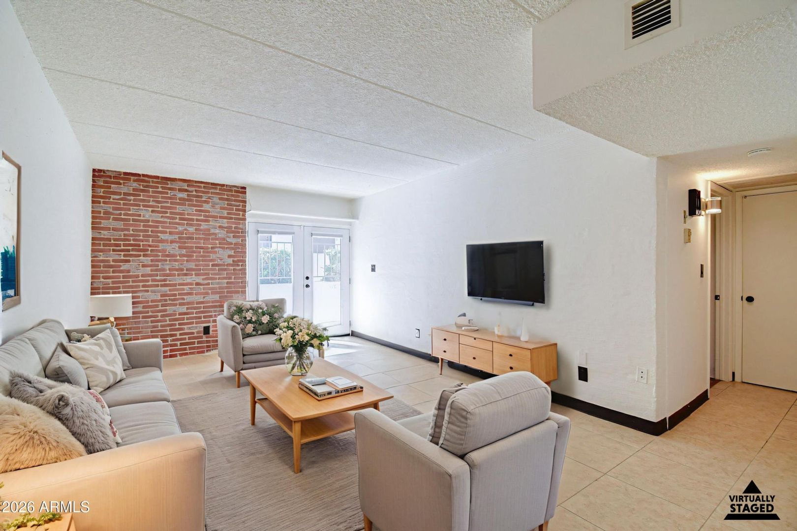 Phoenix Condo: 3416 N 44th St, #8