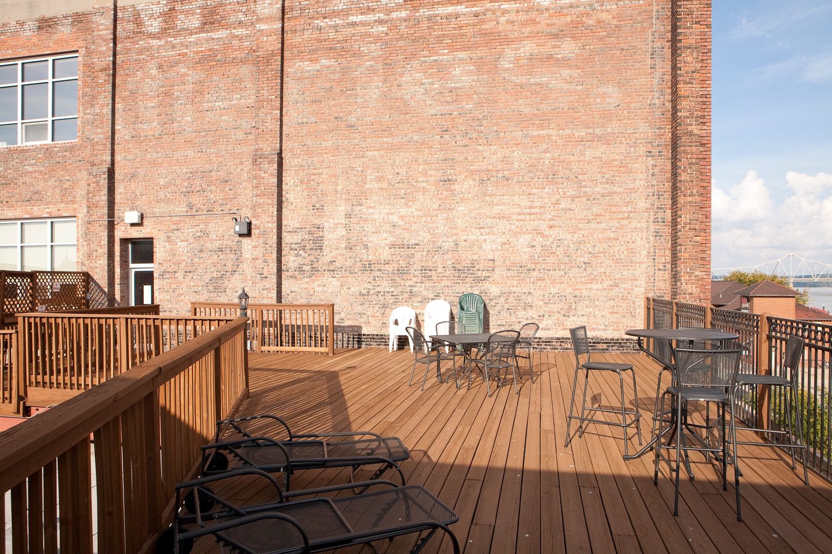 Peoria Apartment: 311 SW Water Street
