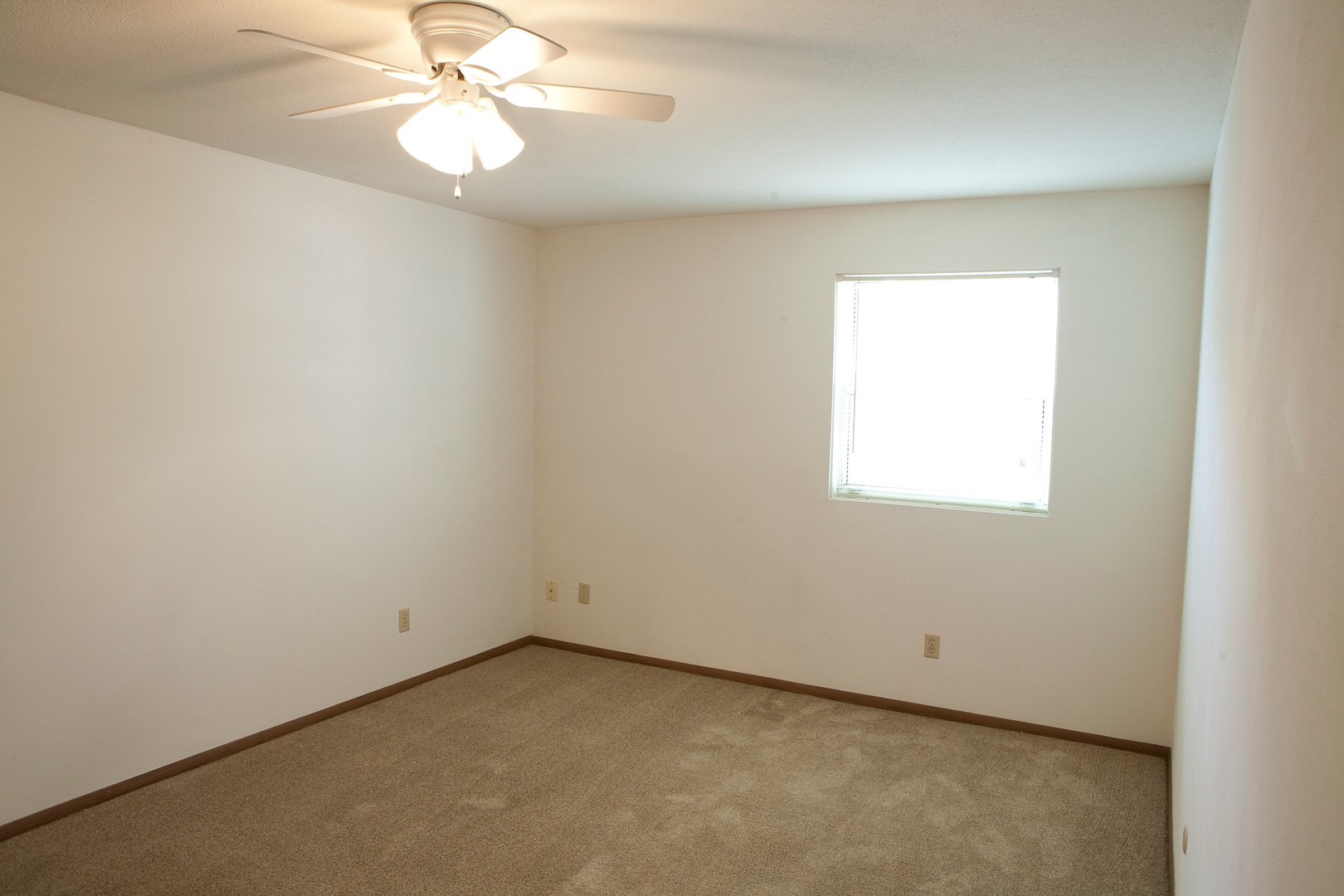 Peoria Apartment: 6012 N Imperial Dr, Unit 101