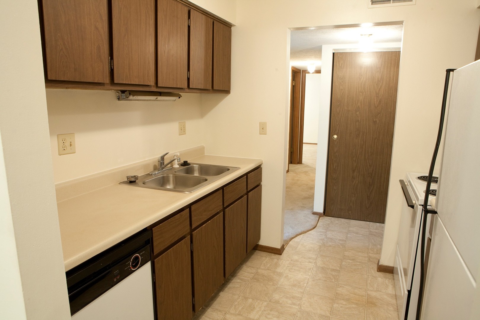 Peoria Apartment: 6012 N Imperial Dr, Unit 101