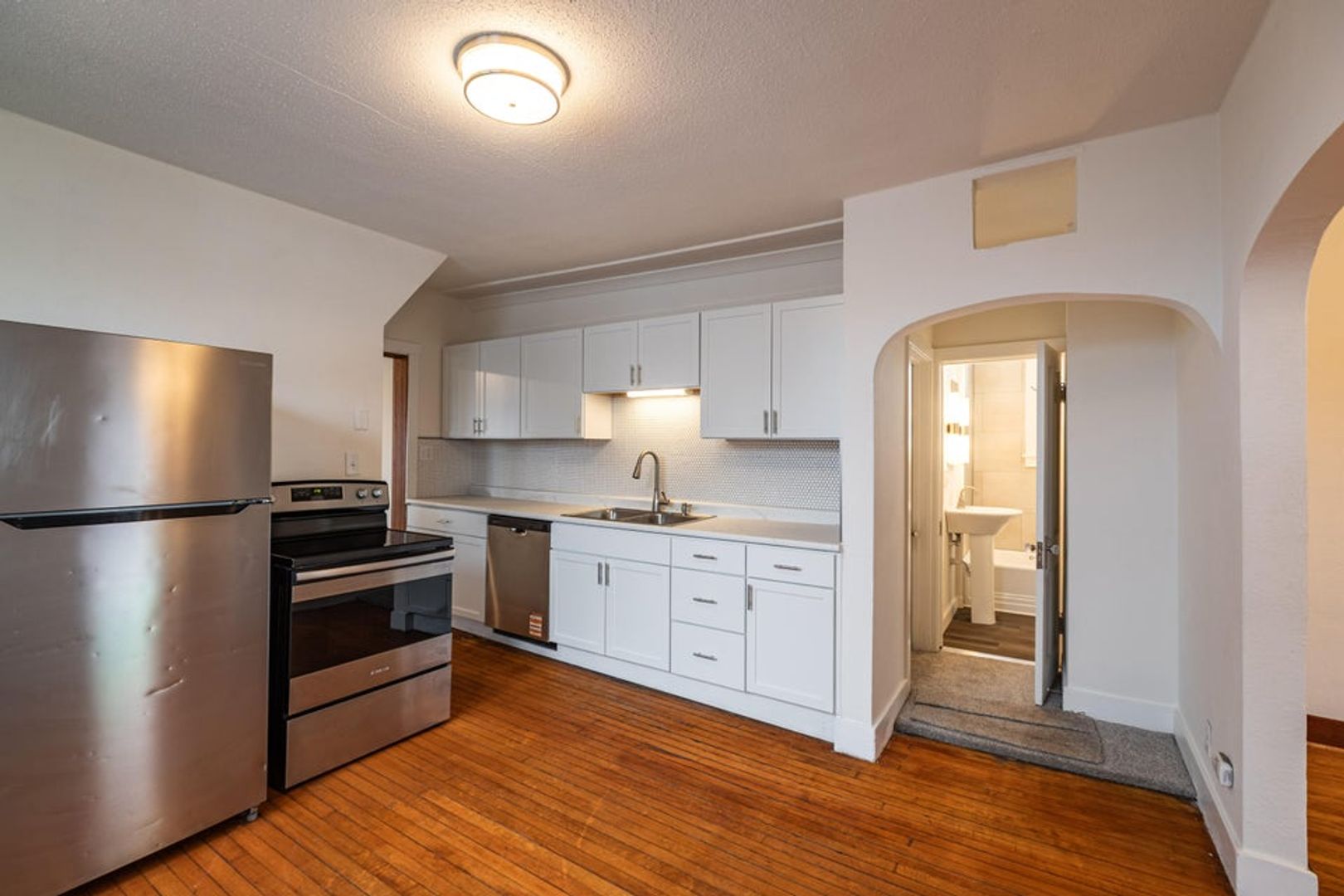 La Crosse House: 109 Copeland Ave