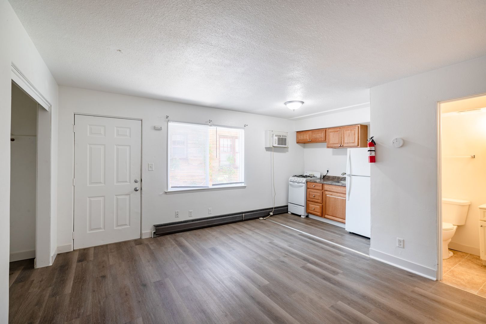 La Crosse Apartment: 135 8th St S