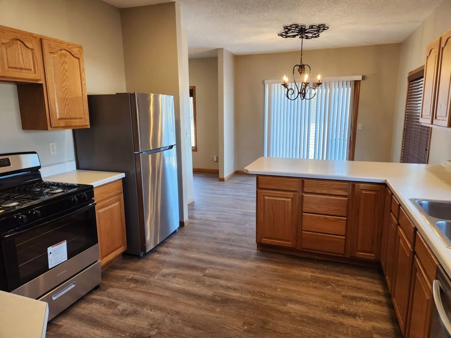 La Crosse Apartment: 825-827 Gohres St