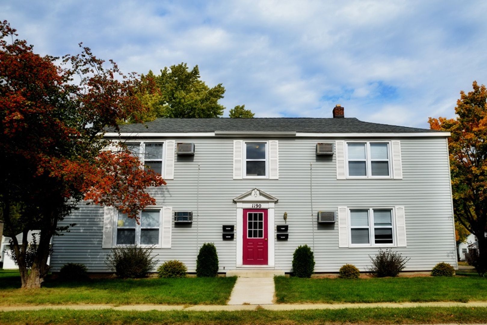 Green Bay Apartment: 1190 Minahan St.