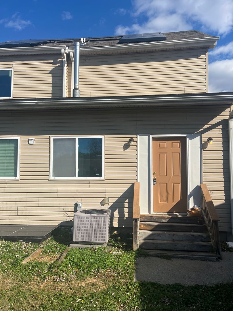 Randallstown Apartment: 4200 Deer Park Rd