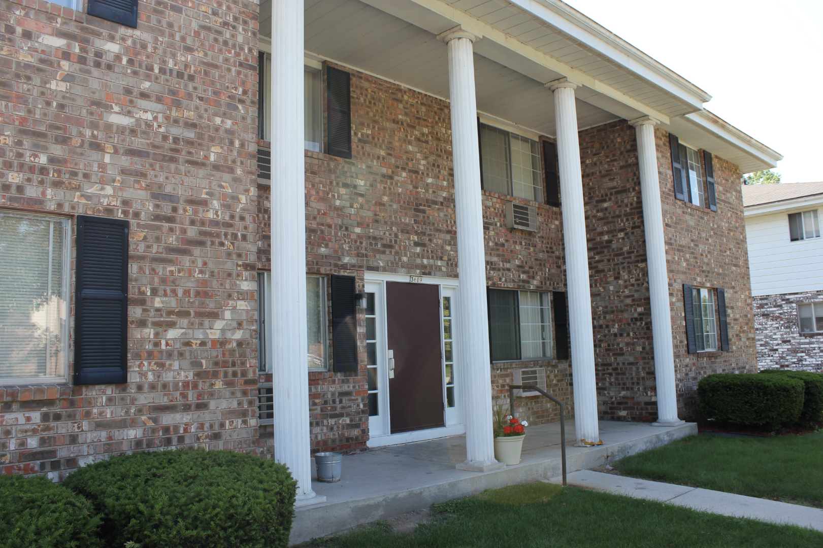 Sheboygan Apartment: 3619 S. 12th Street