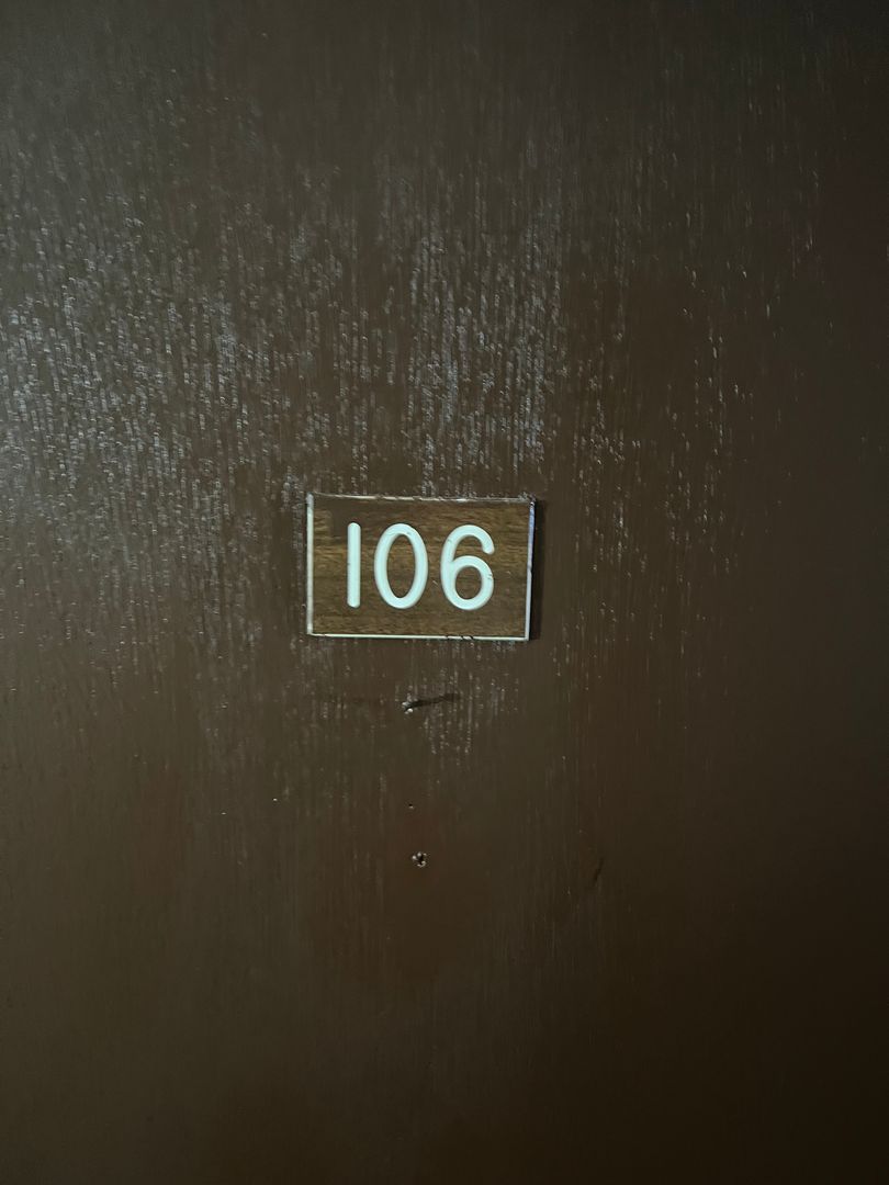 Beaver Dam Apartment: 816 S Lincoln Ave